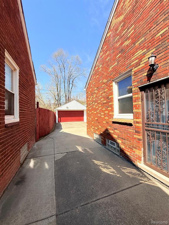 9583 Rutland Street Detroit, MI 48227 - Photo 41 of 49