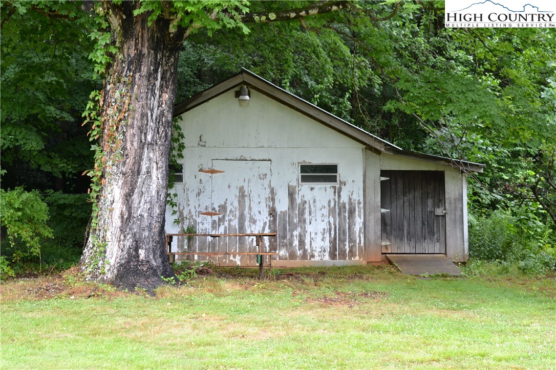 283 Baldwin Road West Jefferson, NC 28694 - Photo 13 of 17 Gallery Image 13