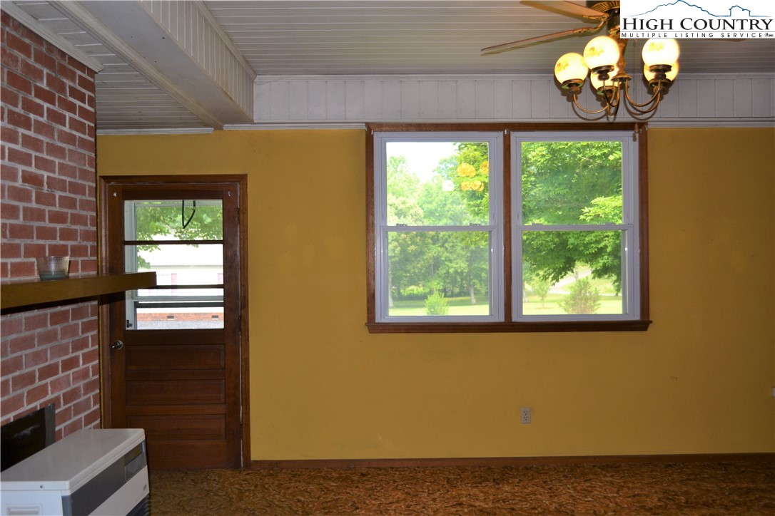 283 Baldwin Road West Jefferson, NC 28694 - Photo 10 of 17 Gallery Image 10