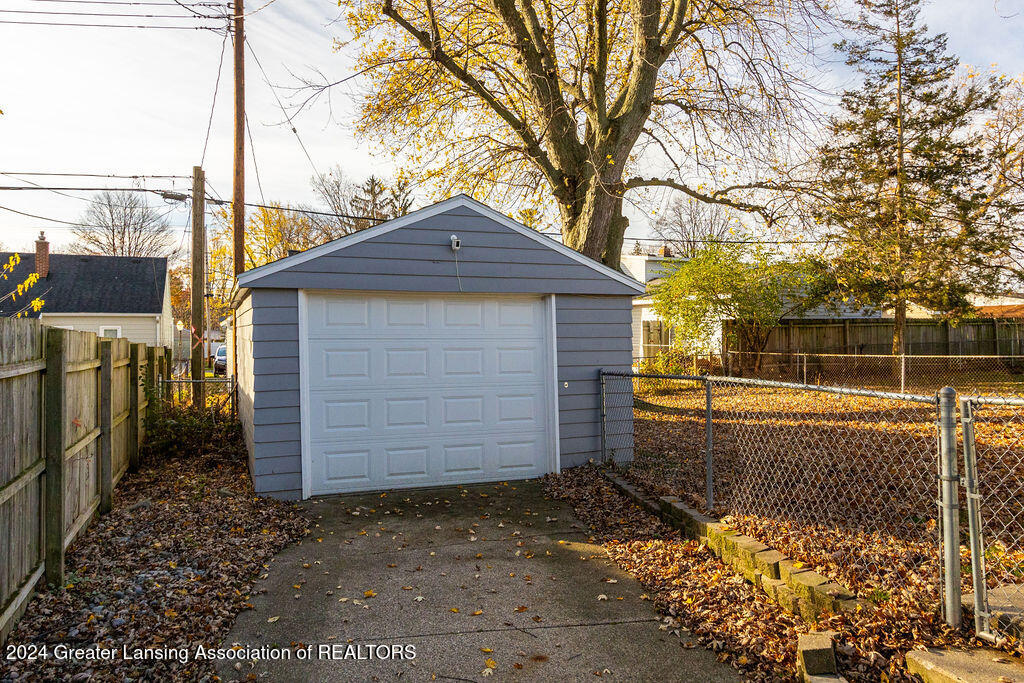 1927 West Rundle Avenue Lansing, MI 48910 - Photo 24 of 26 Final-24