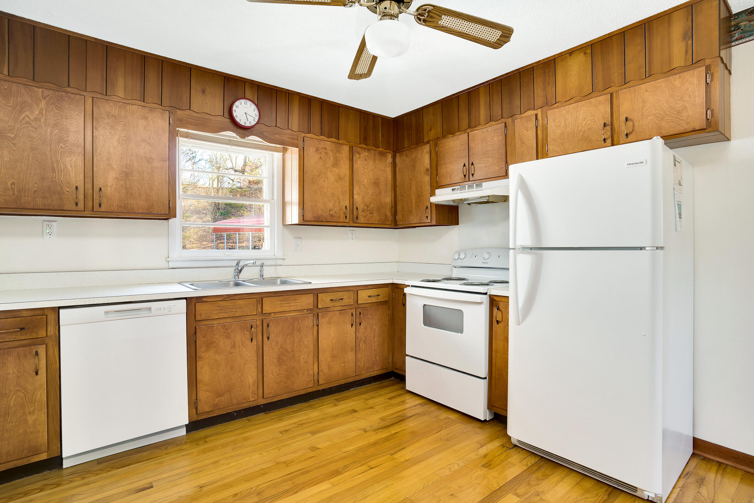 1211 Baggett Road Ringgold, GA 30736 - Photo 10 of 18 2FEA58B6-A28A-45FF-97FF-A9CA49DD04C2