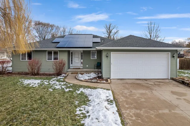 $384,900 | 8250 6th Street, Minnesota City, MN 55959