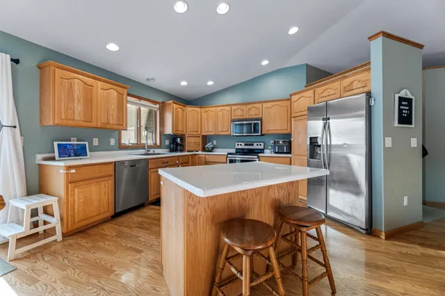 $384,900 | 8250 6th Street, Minnesota City, MN 55959