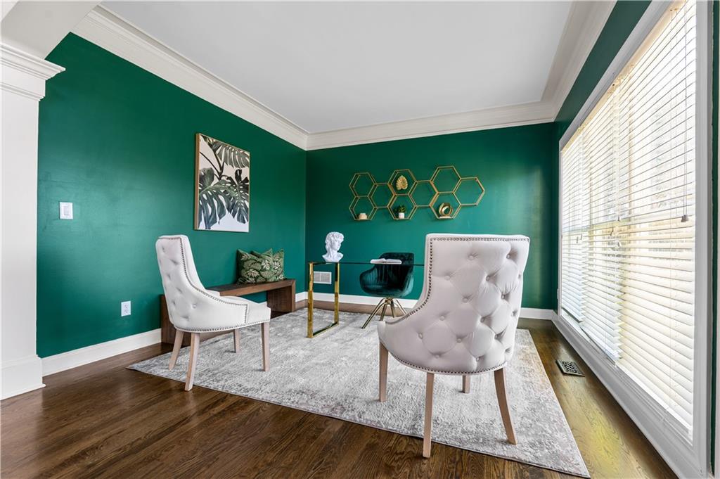 3713 Lake Edge Drive Suwanee, GA 30024 - Photo 6 of 50 a living room with furniture and a large window