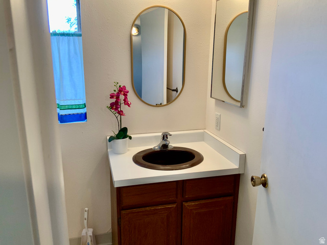 630 North Main Street Monroe, UT 84754 - Photo 26 of 63 Bathroom with vanity