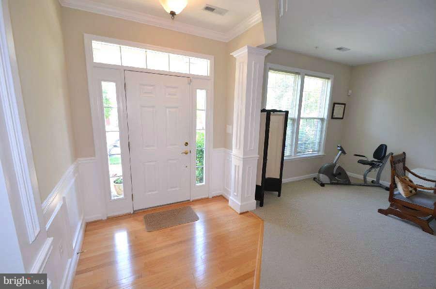 2106 Clark Place Silver Spring, MD 20910 - Photo 2 of 26 Interior (General)