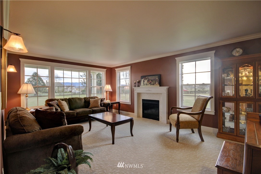 953 Van Dyk Road Lynden, WA 98264 - Photo 8 of 25