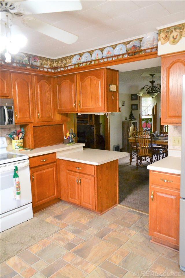 2220 South Germania Road Snover, MI 48472 - Photo 11 of 17