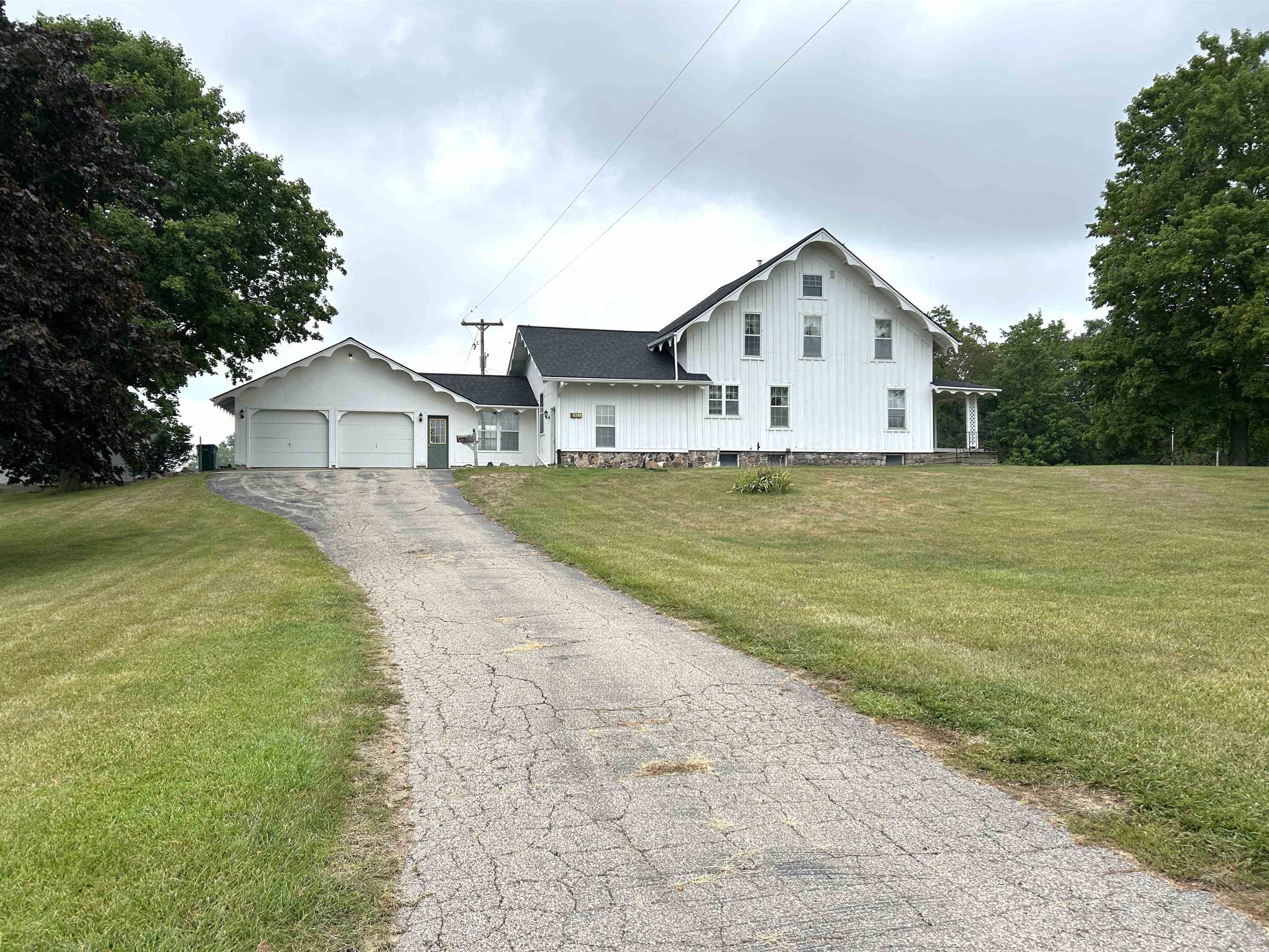 5821 Cole Road Bancroft, MI 48414 - Photo 1 of 36 Gallery Image 1