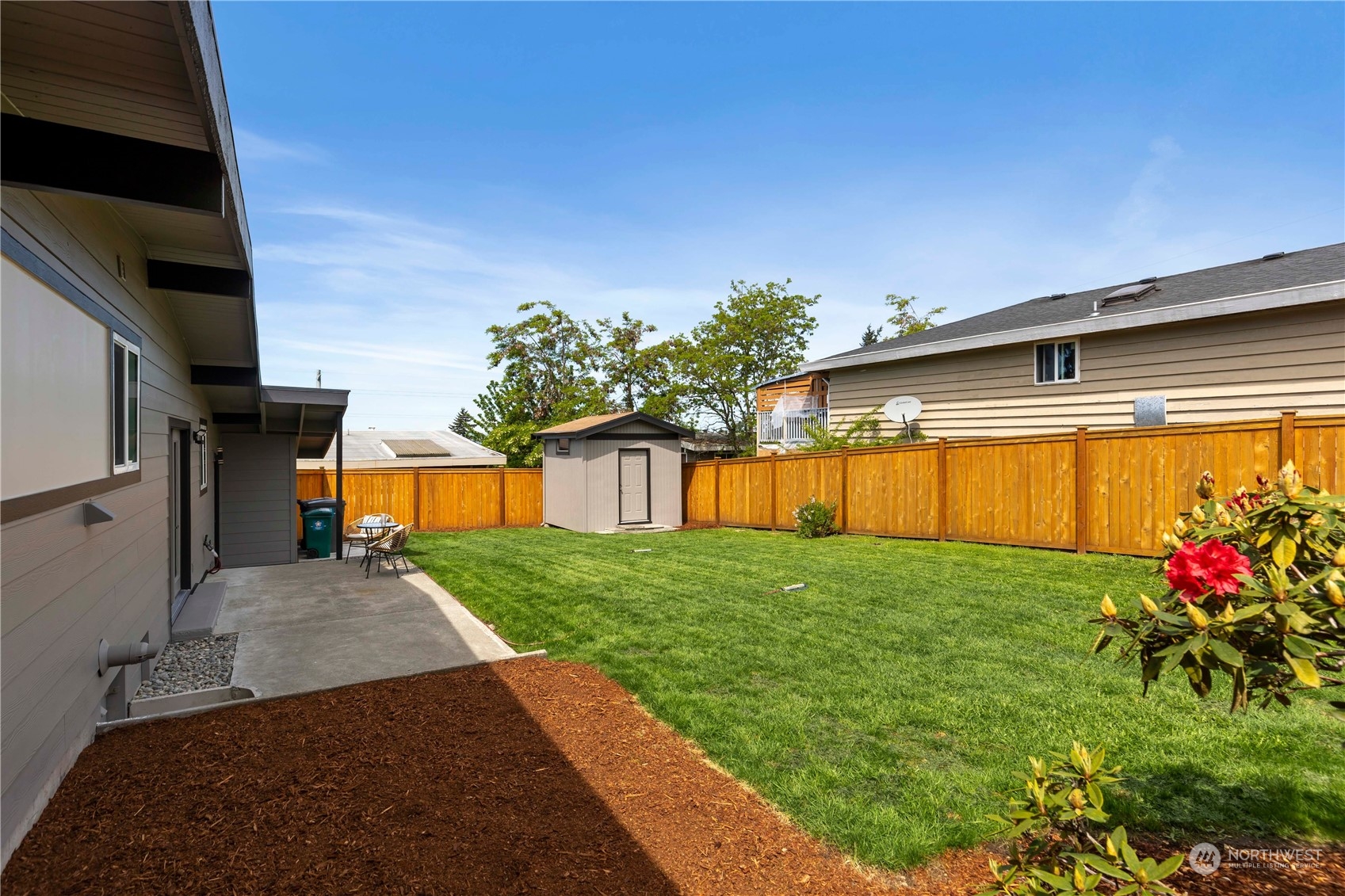 3318 Northeast 11th Street Renton, WA 98056 - Photo 13 of 15 Gallery Image 13