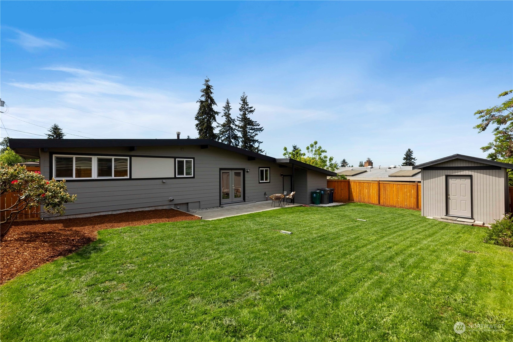 3318 Northeast 11th Street Renton, WA 98056 - Photo 14 of 15 Gallery Image 14