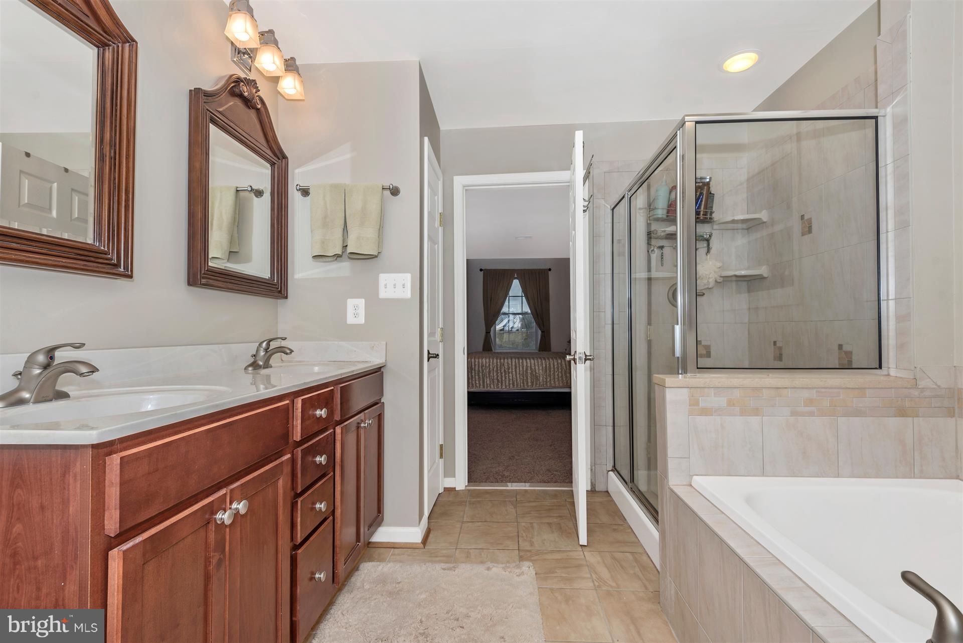 2894 Poffenberger Road Middletown, MD 21769 - Photo 22 of 30 Bath (Master)