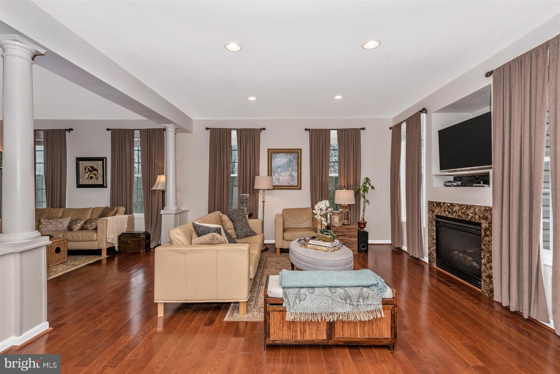2894 Poffenberger Road Middletown, MD 21769 - Photo 9 of 30 Family Room