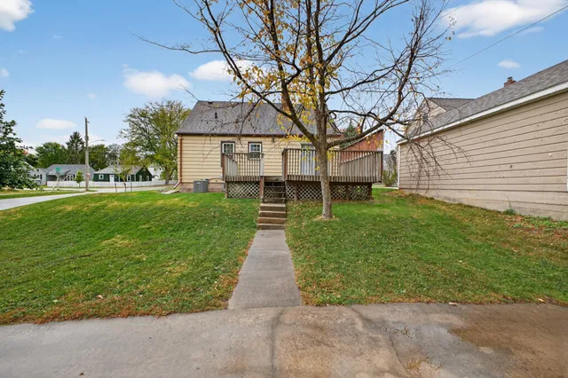 $209,900 | 1004 8th Avenue Northwest, Rochester, MN 55901