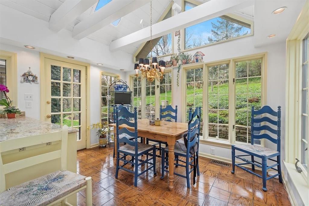 1815 Murdstone Road Pittsburgh, PA 15241 - Photo 10 of 25 Gallery Image 10