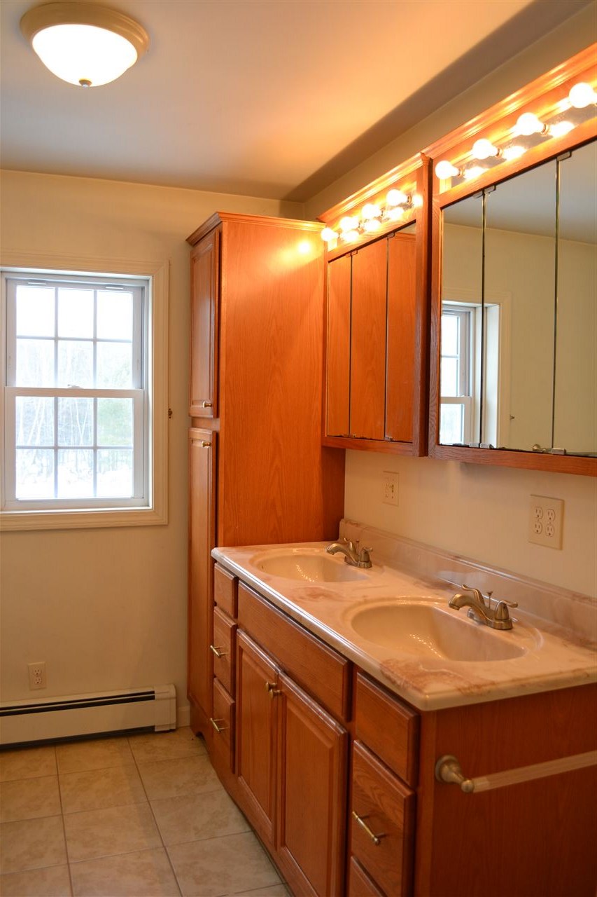 35 Knapp Road Piermont, NH 03779 - Photo 14 of 38