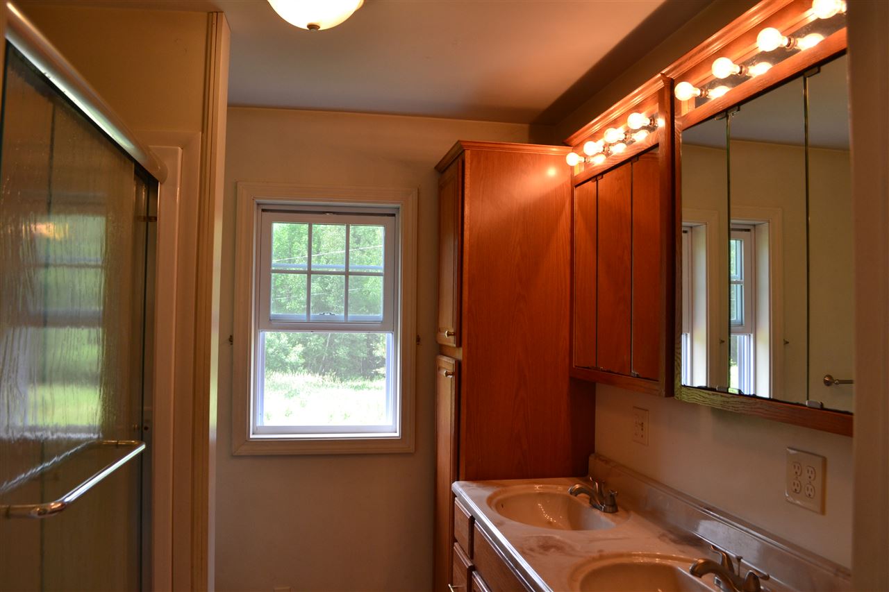 35 Knapp Road Piermont, NH 03779 - Photo 15 of 38
