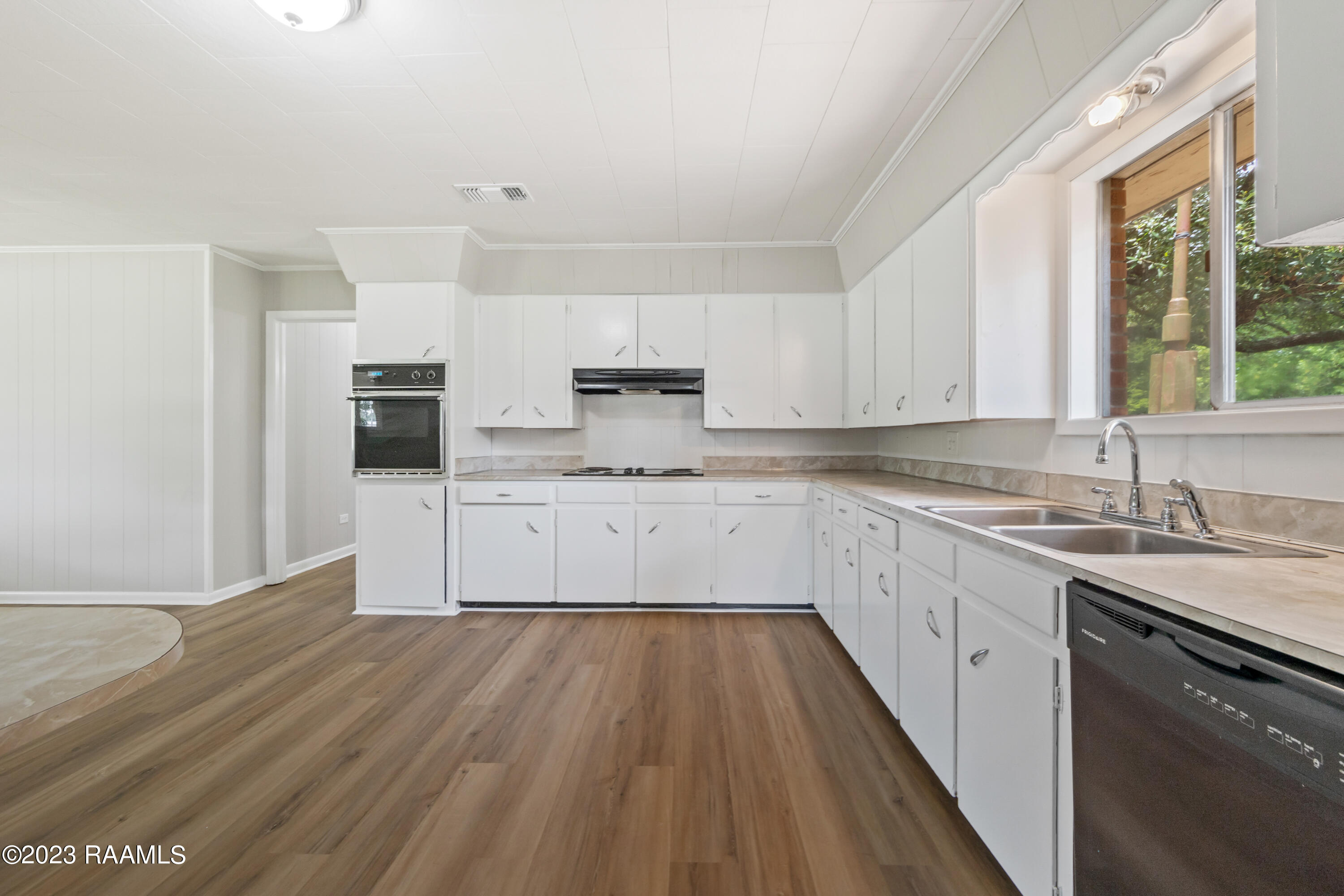 1014 Carol Comb Road Breaux Bridge, LA 70517 - Photo 11 of 29 Gallery Image 11