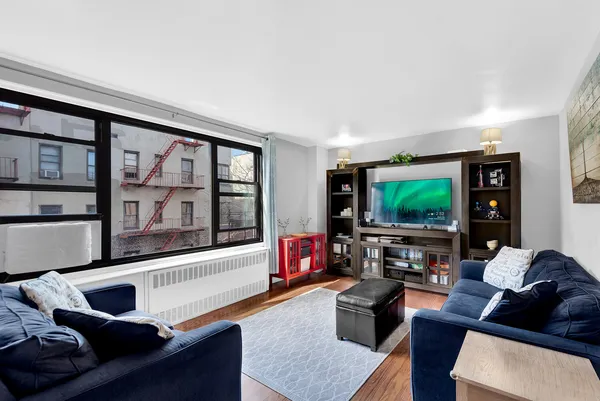 $210,000 | 2835 Webb Avenue, Unit 5B | Kingsbridge Heights