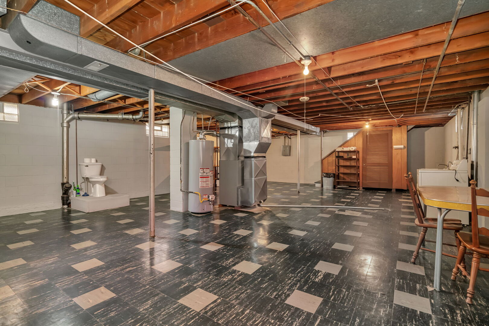 206 South Reed Street Joliet, IL 60436 - Photo 19 of 27 a view of empty room