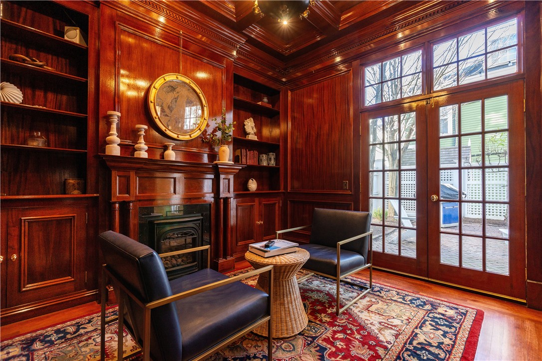 10 Franklin Street Newport, RI 02840 - Photo 12 of 48