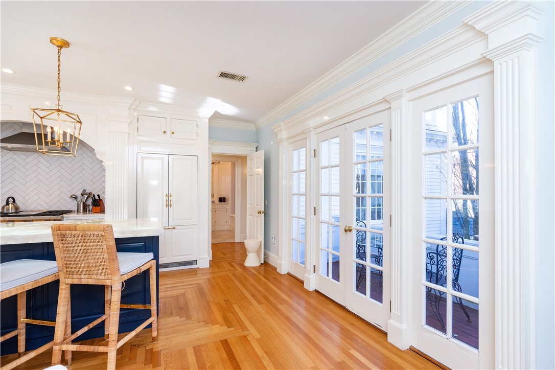 10 Franklin Street Newport, RI 02840 - Photo 22 of 48