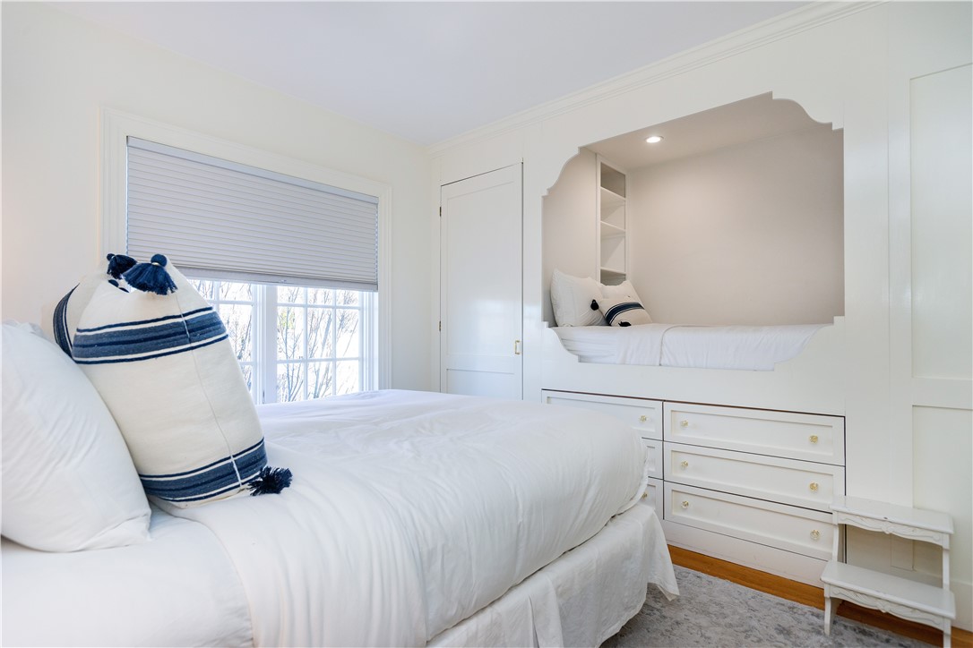 10 Franklin Street Newport, RI 02840 - Photo 30 of 48