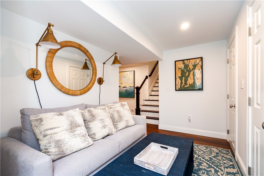 10 Franklin Street Newport, RI 02840 - Photo 33 of 48