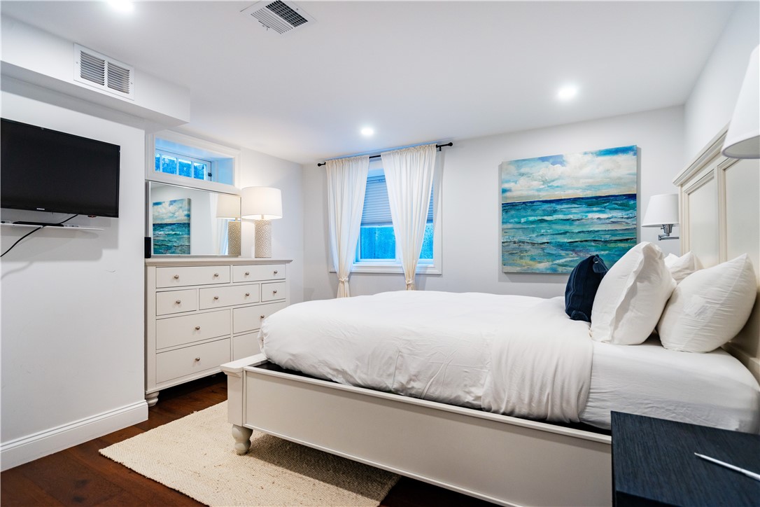 10 Franklin Street Newport, RI 02840 - Photo 35 of 48