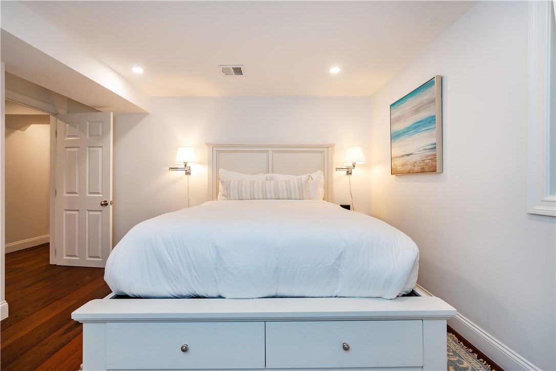10 Franklin Street Newport, RI 02840 - Photo 38 of 48