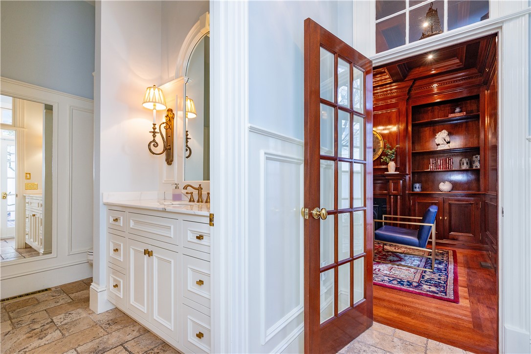 10 Franklin Street Newport, RI 02840 - Photo 10 of 48