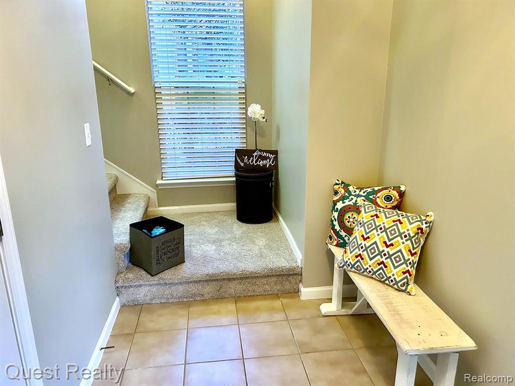 1895 Flagstone Circle Rochester, MI 48307 - Photo 23 of 30