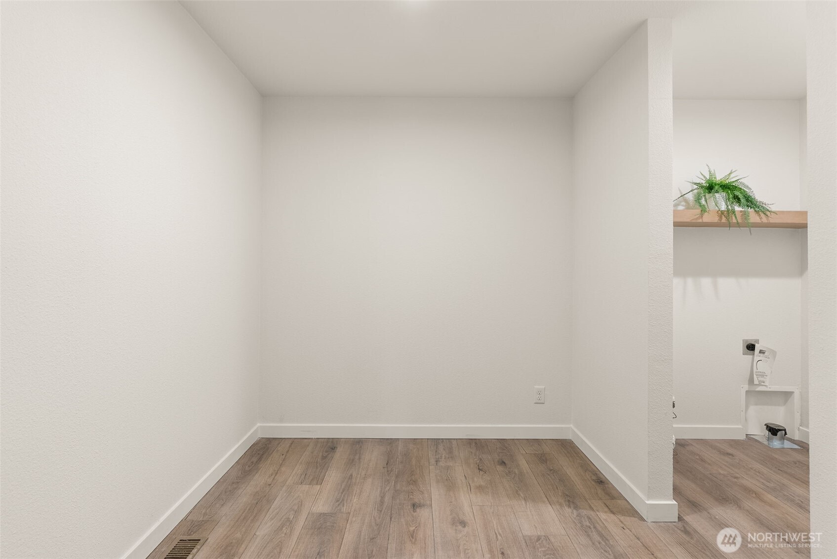 1110 Koontz Road Chehalis, WA 98532 - Photo 21 of 33 a view of an empty room