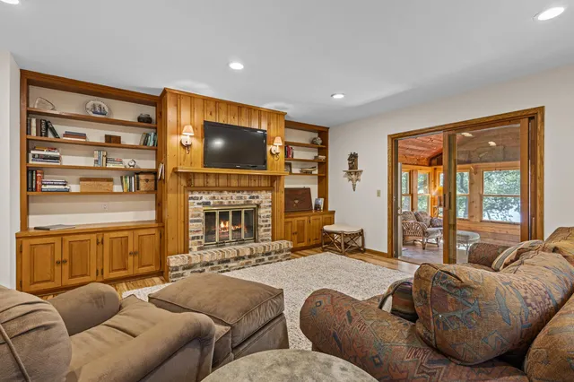 $3,875,000 | W2915 Orchard Avenue, Green Lake, WI 54941