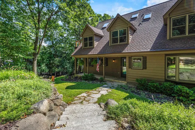 $3,875,000 | W2915 Orchard Avenue, Green Lake, WI 54941