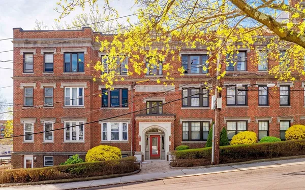 $749,900 | 24 Summit Avenue, Unit 1, Brookline, MA 02446