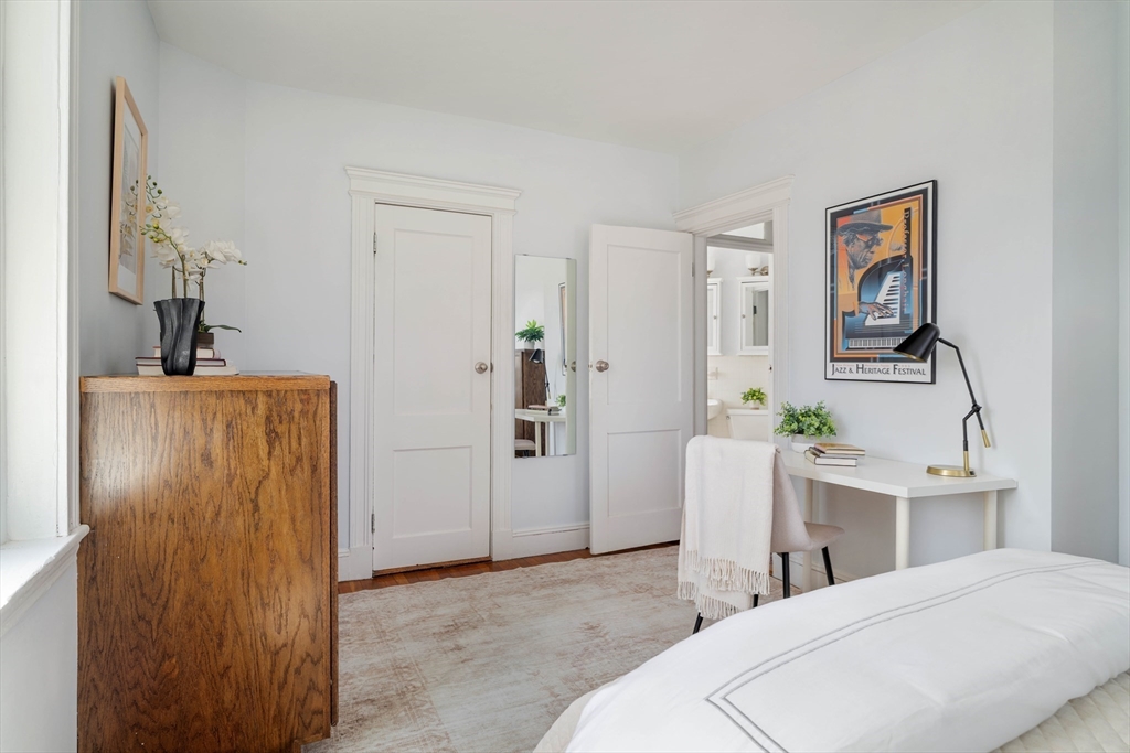 24 Summit Avenue, Unit 1 Brookline, MA 02446 - Photo 15 of 19