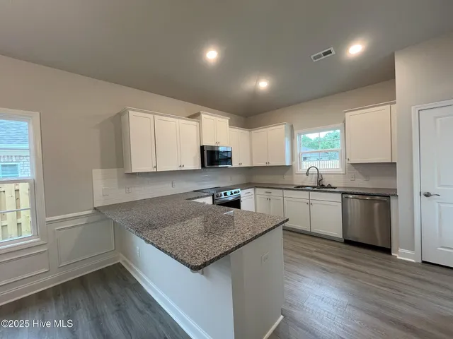 $358,900 | 1204 Opaca Drive Southeast, Bolivia, NC 28422