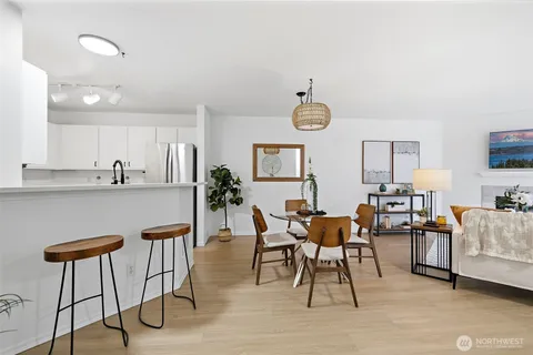 $389,950 | 9210 Market Place, Unit J101, Lake Stevens, WA 98258