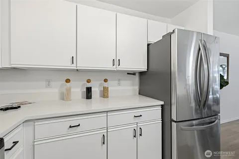 $389,950 | 9210 Market Place, Unit J101, Lake Stevens, WA 98258