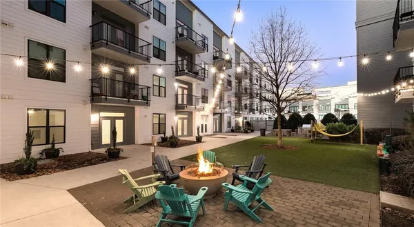 $2,217 | 5193 Peachtree Boulevard, Unit 2327, Chamblee, GA 30341