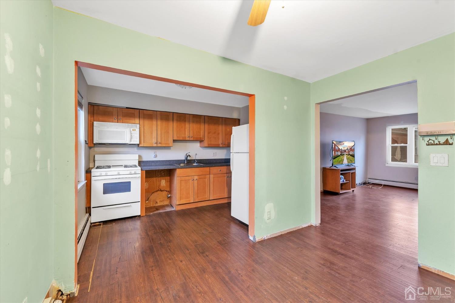 60 Fox Road, Unit 4B Edison, NJ 08817 - Photo 5 of 17 Gallery Image 5