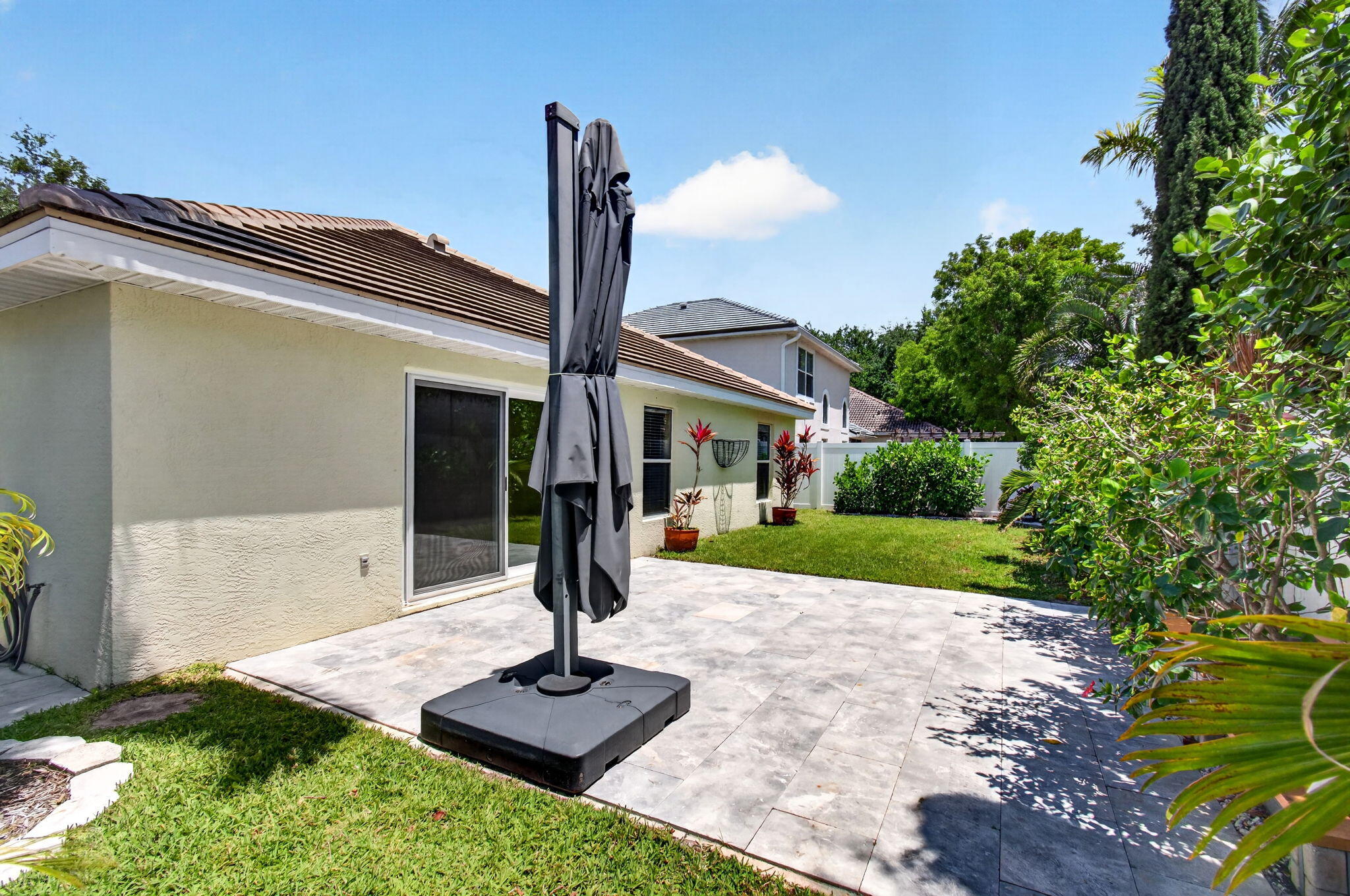 1142 Canoe Point Delray Beach, FL 33444 - Photo 8 of 68 Backyard