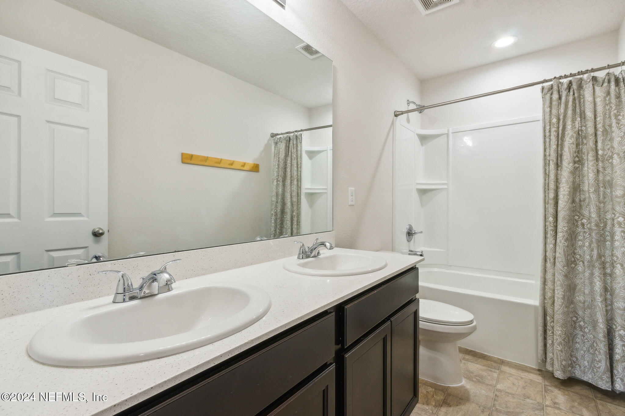 182 Pepperpike Way St. Augustine, FL 32092 - Photo 20 of 54 Second Floor Full Bath