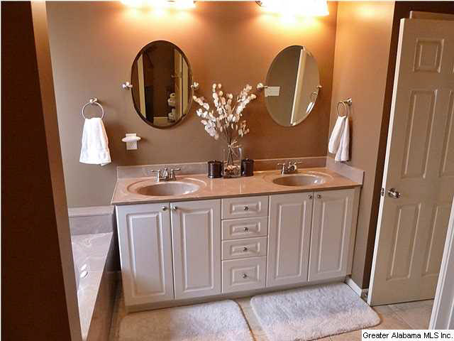 1476 Highview Drive Calera, AL 35040 - Photo 19 of 32