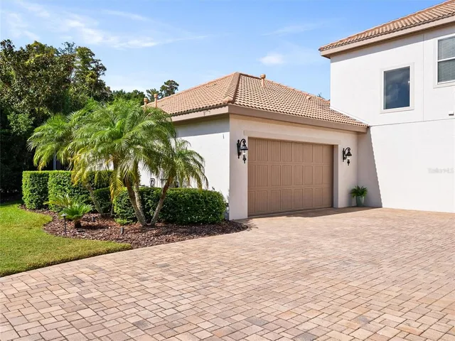$1,850,000 | 17420 Varona Place, Lutz, FL 33548