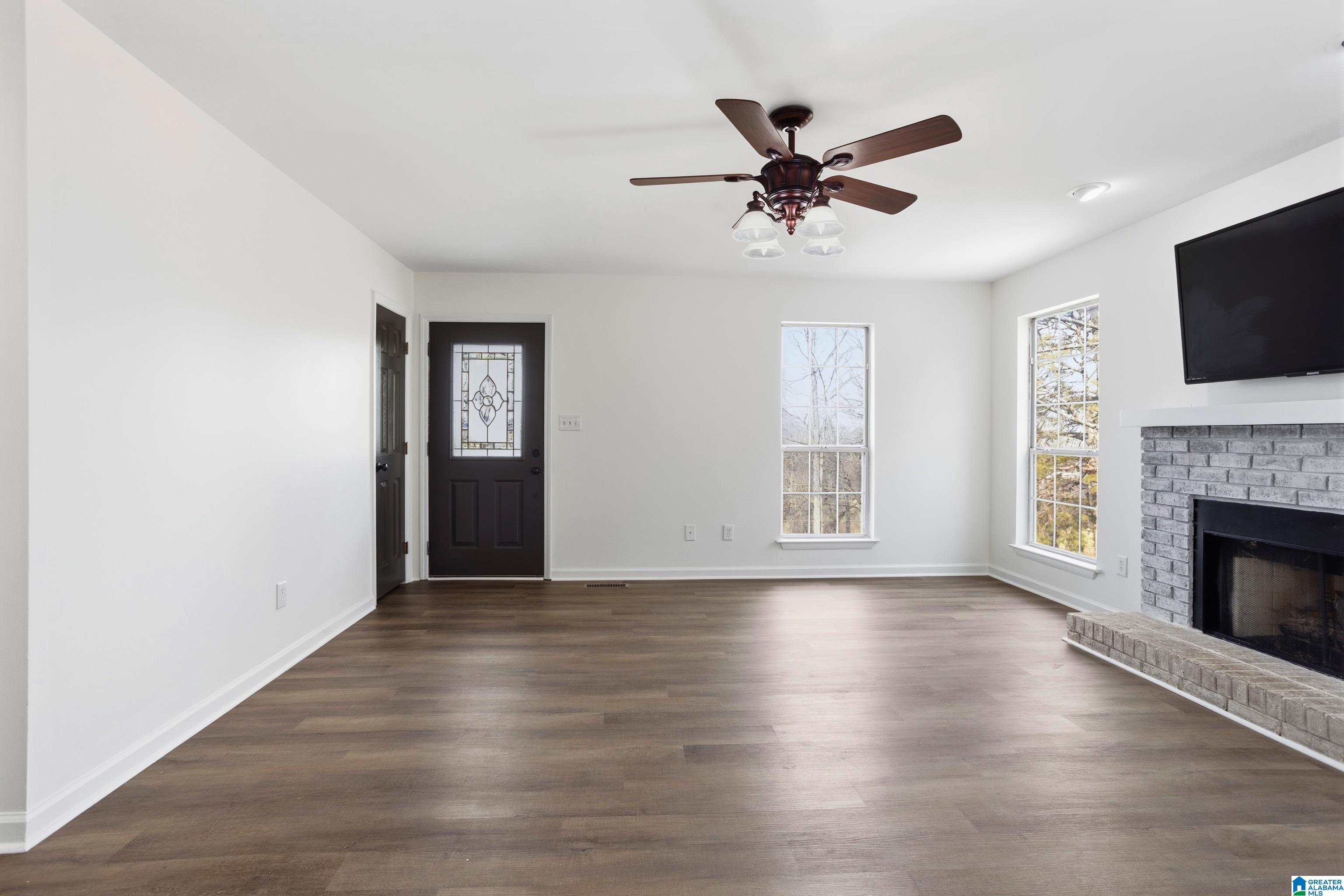 1651 Thornhill Road Leeds, AL 35094 - Photo 6 of 36
