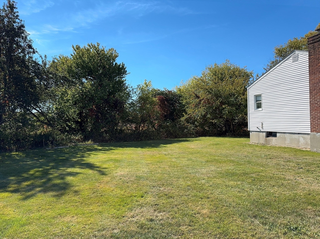 587 Boston Road Billerica, MA 01821 - Photo 3 of 11