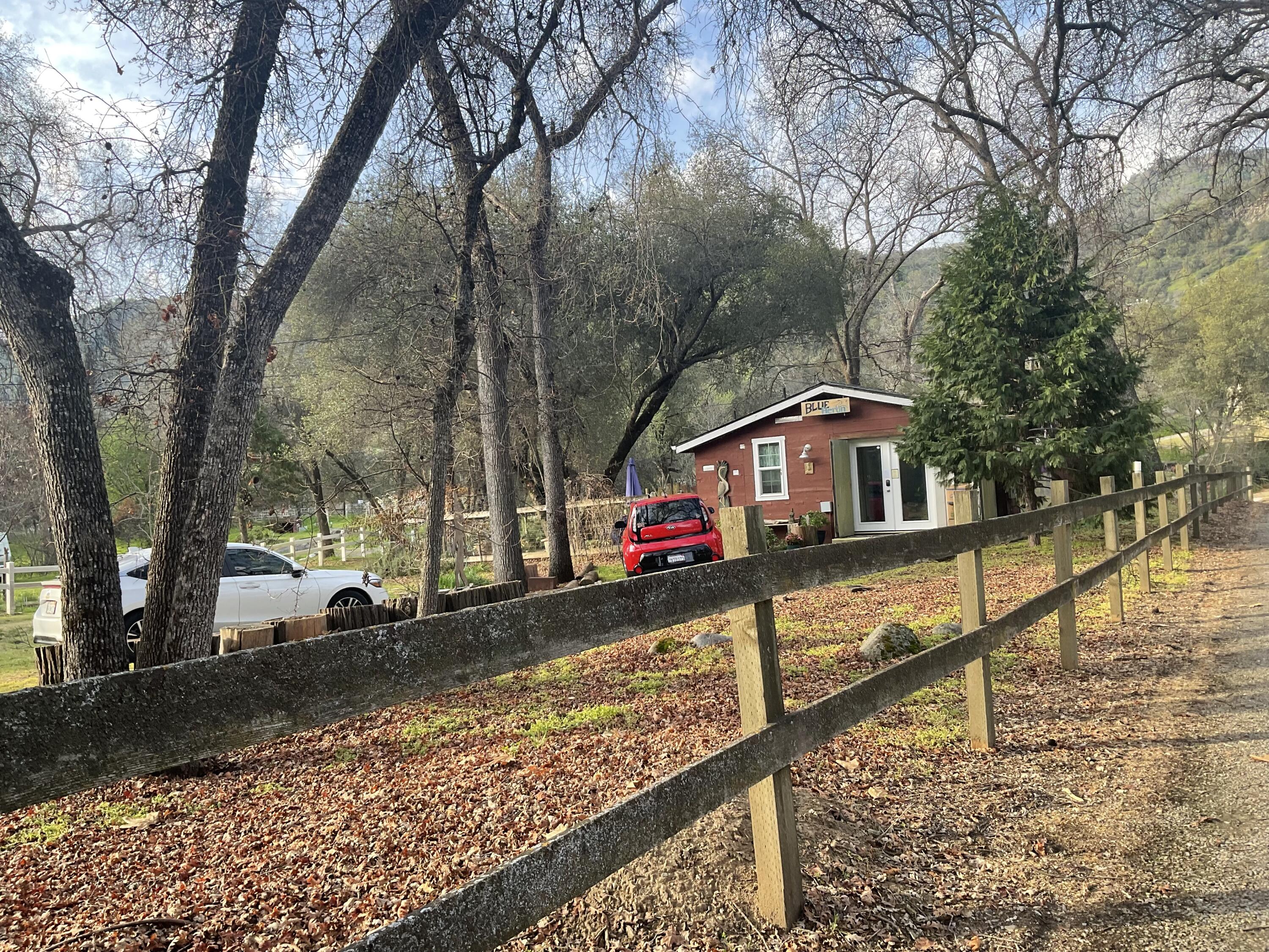 43788 Northfork Drive Three Rivers, CA 93271 - Photo 3 of 59 IMG_1160