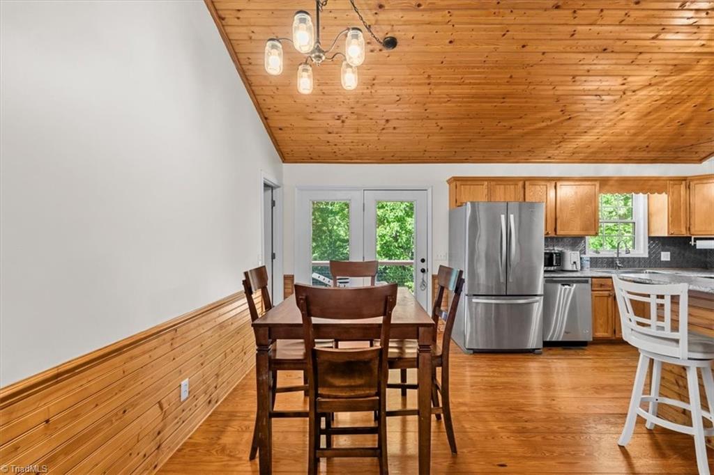 1056 Iron Mountain Road Asheboro, NC 27205 - Photo 14 of 37